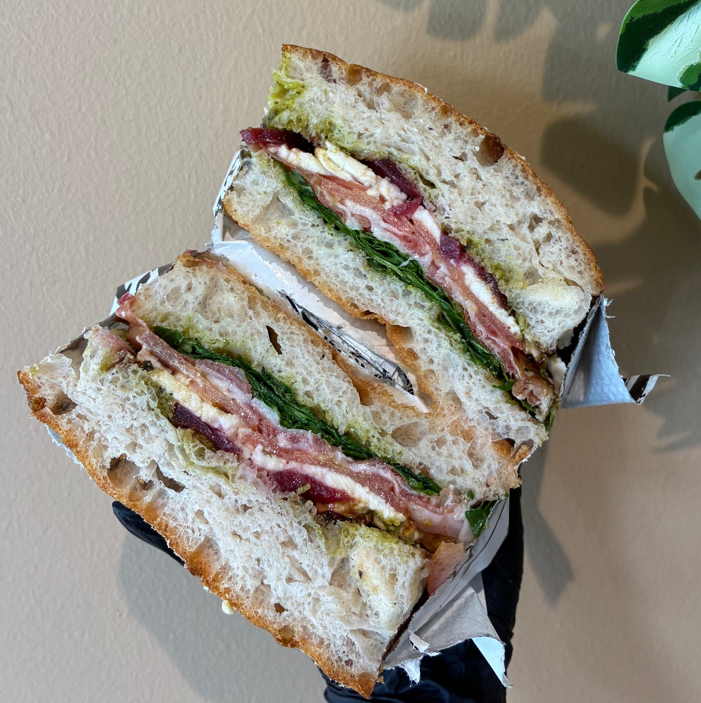 Serrano Classico – Focaccia Sandwich